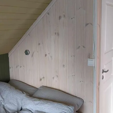 Cozy Bedroom & Basement With Amenities * Odda
