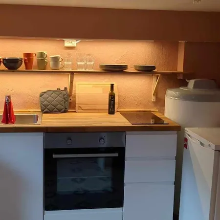 Gasthuis Cozy Bedroom & Basement With Amenities Odda