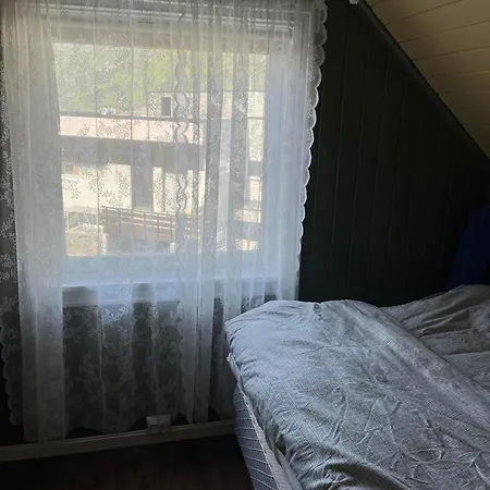Maison d'hôtes Cozy Bedroom & Basement With Amenities