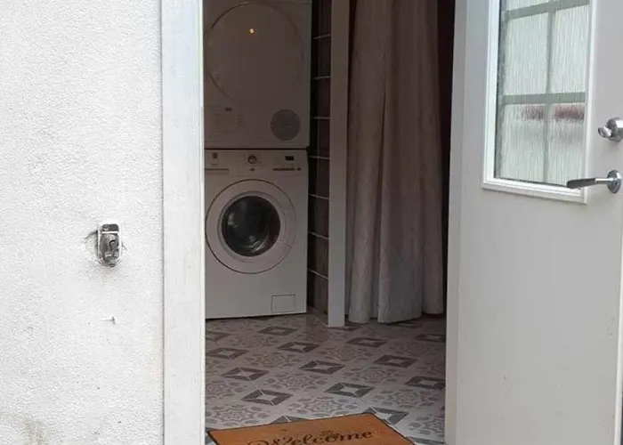 Cozy Bedroom & Basement With Amenities Maison d'hôtes