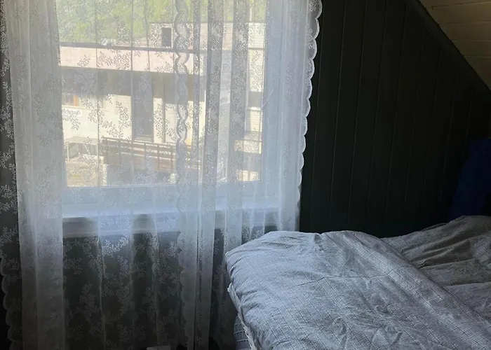 Maison d'hôtes Cozy Bedroom & Basement With Amenities