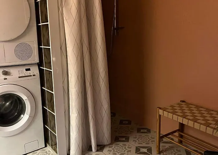 Cozy Bedroom & Basement With Amenities Odda