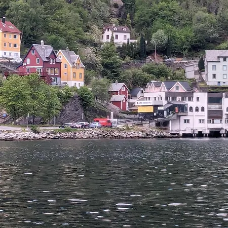 Affittacamere Cozy Bedroom & Basement With Amenities Odda